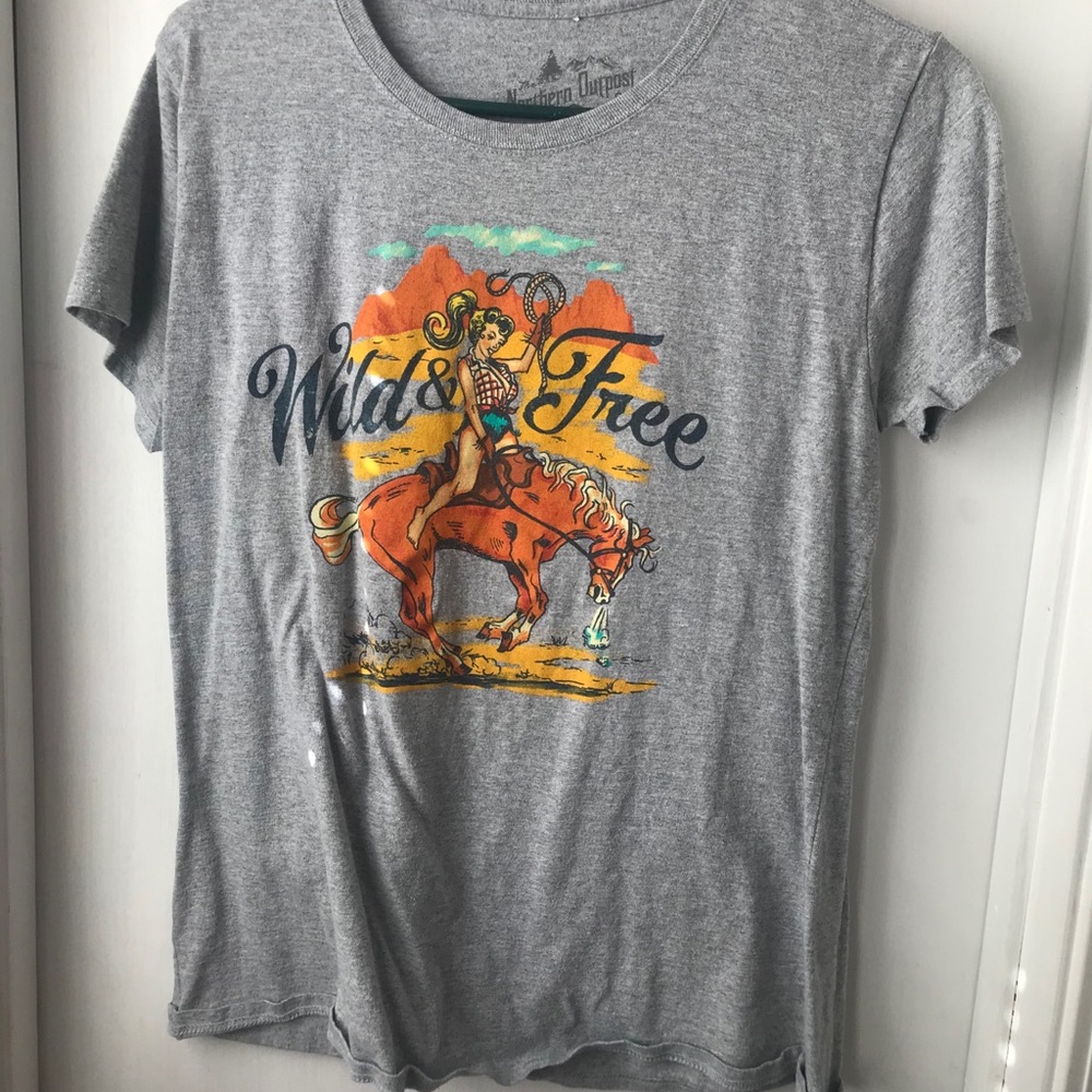 Women’s T shirt